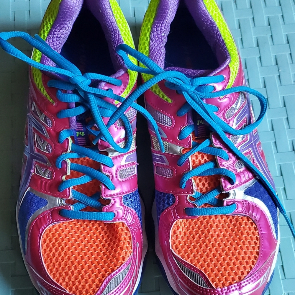 Aasics multicolored tennis shoes